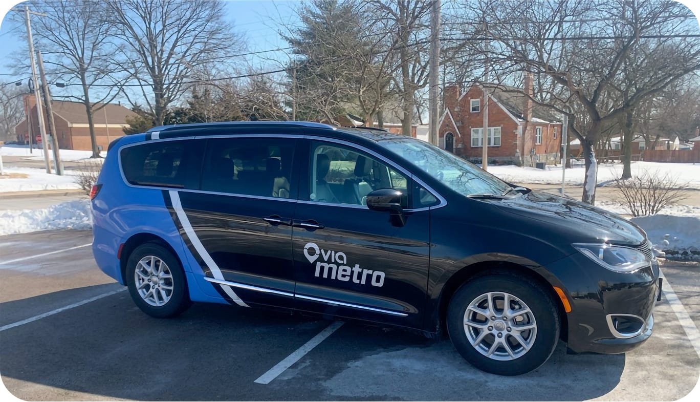 Via Metro SLT vehicle photo